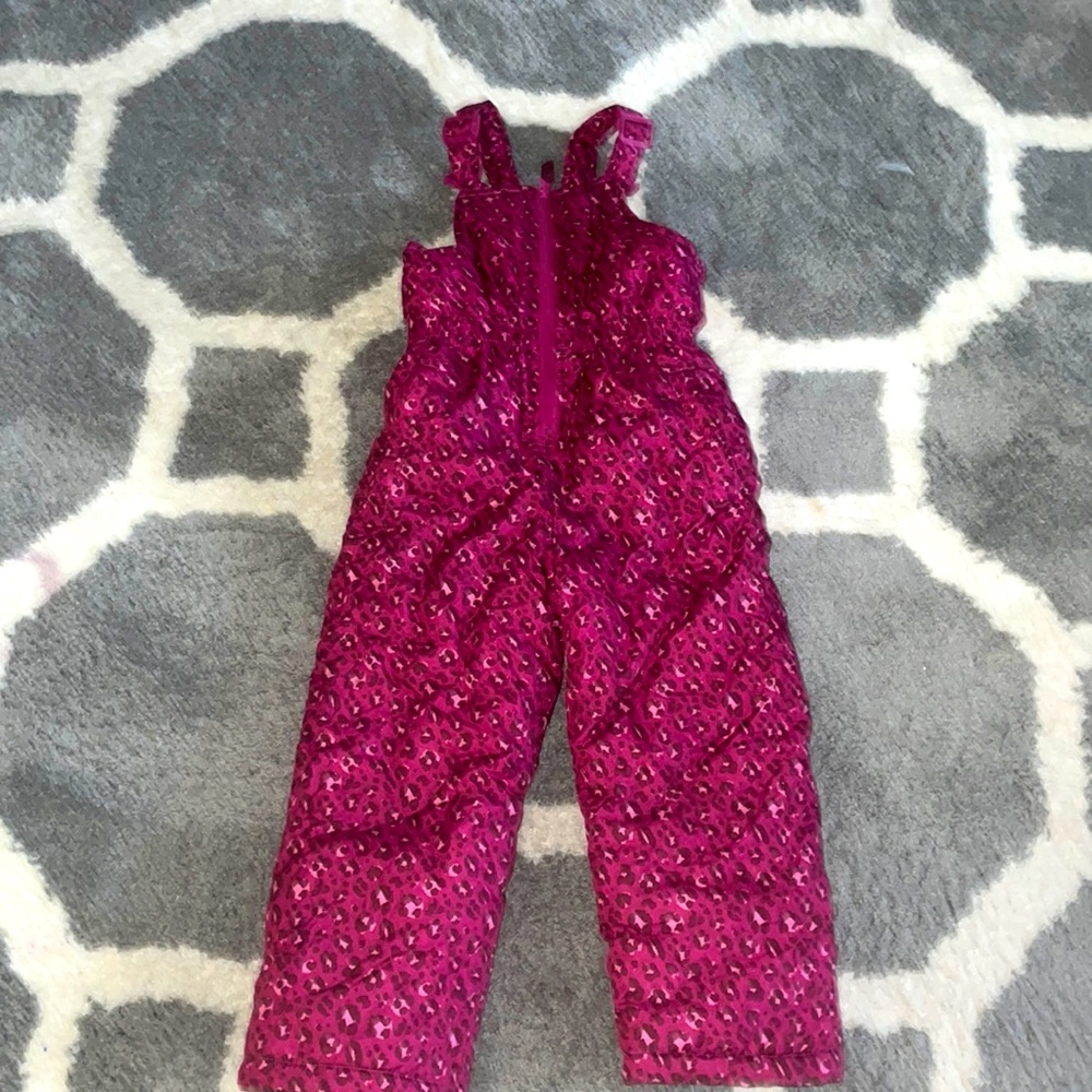 Girls Snow Suit. Coat and Snow Bib.  4T
